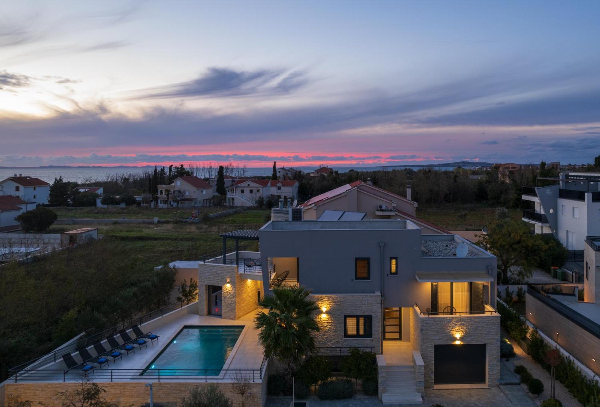 Villa Roca With Heated Pool And Sauna Privlaka  Exterior photo